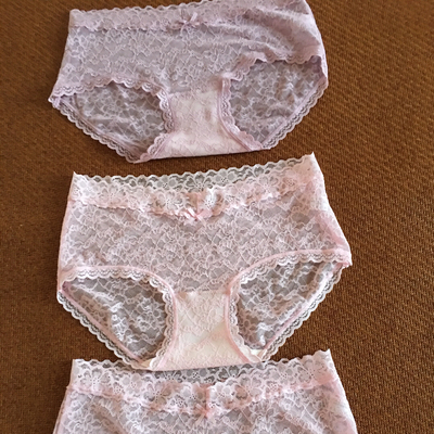 彩田的内裤一直在穿,这款也非常喜欢适合湖北这么热的夏天穿,丝的,裆部是纯棉的!建议100斤以下的穿! 彩田的内裤一直在穿,这款也非常喜欢适合湖北这么热的夏天穿,丝的,裆部是纯棉的!建议100斤以下的穿!