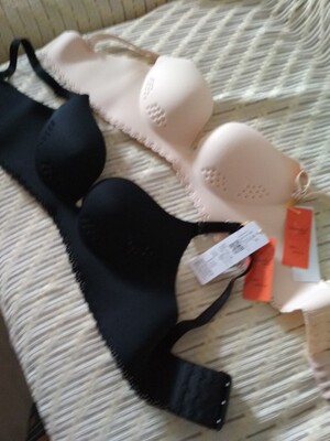 宝贝很合适，又透气，材质舒服，挺好，挺好。