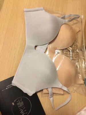 宝贝很好，杯型也不错，尺码很合适！好评！质量不错的，喜欢的赶紧入手一件吧！