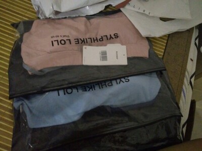 摸着特别舒服,穿着很舒适,超喜欢她家的运动内衣,一口气买了好几件,以后还会继续光顾的,比心 摸着特别舒服,穿着很舒适,超喜欢她家的运动内衣,一口气买了好几件,以后还会继续光顾的,比心