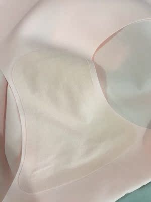 宝贝收到了啦,颜色美美滴,很舒服很柔软,出乎意料的好,主要是不夹屁股蛮厚实的,不错不错。独立包装得美美的,看得出来很用心 宝贝收到了啦,颜色美美滴,很舒服很柔软,出乎意料的好,主要是不夹屁股蛮厚实的,不错不错。独立包装得美美的,看得出来很用心