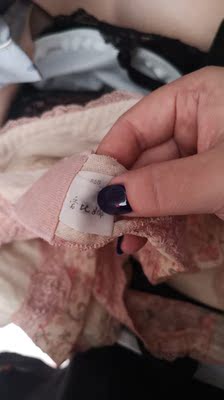 不要买不要买不要买!内衣布料又硬又扎皮肤,尺码也不准!烦死啦还掉颜色!!! 不要买不要买不要买!内衣布料又硬又扎皮肤,尺码也不准!烦死啦还掉颜色!!!