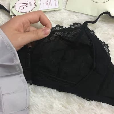 文胸是薄款,软软的,夏天穿很舒服! 文胸是薄款,软软的,夏天穿很舒服!