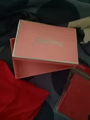 很超值,摸着薄厚合适,手感舒服,没有多余线头,包装也很不错 很超值,摸着薄厚合适,手感舒服,没有多余线头,包装也很不错