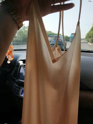 贵有贵的道理，之前买了个20元的，不能穿，这个是超级喜欢的，很满意！