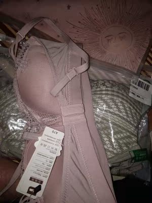 宝贝收到了,很满意勒,今天就把它给洗了。 宝贝收到了,很满意勒,今天就把它给洗了。