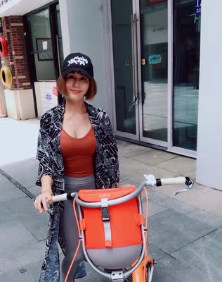 特别好,面料舒服,款式有型,再回购2套 特别好,面料舒服,款式有型,再回购2套