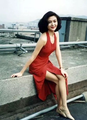 五一劳动节,活动活动筋骨,赶走一身的疲劳;放松放松心情,假期休闲乐逍遥;编发编发短信,送去好运常围绕。祝快乐行走四方,幸福安康永伴。 五一劳动节,活动活动筋骨,赶走一身的疲劳;放松放松心情,假期休闲乐逍遥;编发编发短信,送去好运常围绕。祝快乐行走四方,幸福安康永伴。