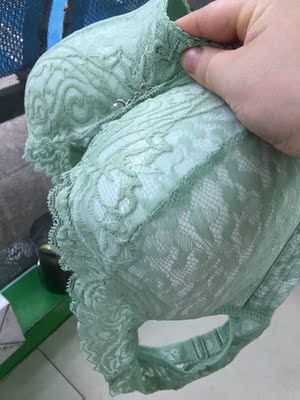 东西很漂亮，收到就试了一下，大小刚好，比在实体店划算多了