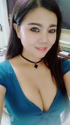 衣服特别漂亮又买一件备用,质量很好,喜欢的不用犹豫 衣服特别漂亮又买一件备用,质量很好,喜欢的不用犹豫