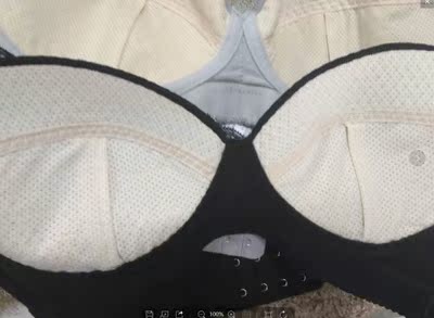 已经是这家店的老顾客了，质量响当当的不用说了，加上价格又亲民，真的是一买就停不下来啊，太喜欢了，超级喜欢这种薄杯的内内，穿上非常透气，一点也不会闷，想象不到的舒适，底围弹性很好，一点也不会勒到肉肉，等过段时间打算再入手几件