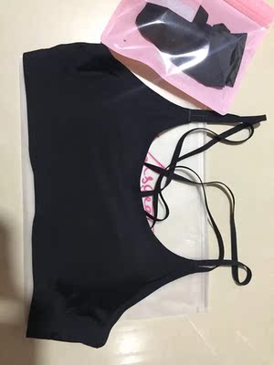 宝贝收到了，包装很精致喜欢，衣服摸着很舒服，透气，不错，值得推荐