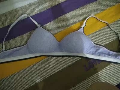 质量特别好 没有任何问题 大小也适中 实体店都六七十的 价格很实惠