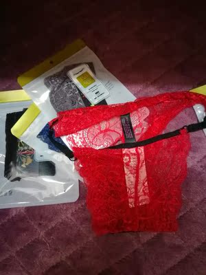 物流快,做工精致,款式也好看。 物流快,做工精致,款式也好看。