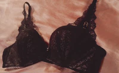 伊维斯的质量真的很棒，搞活动时买的超级划算啊，收到后都很喜欢，非常满意！