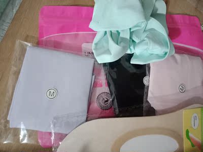 嘿哈,收到咯,以前一直都是买棉的,洗也不好洗,这个摸着好舒服诶,很实惠,还送了船袜 嘿哈,收到咯,以前一直都是买棉的,洗也不好洗,这个摸着好舒服诶,很实惠,还送了船袜