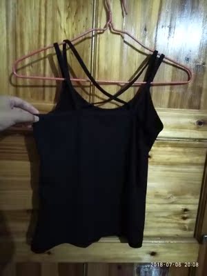 我前天买的，昨晚就到了，这面料也是很不错的。。。