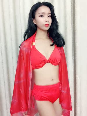 泳衣收到就试穿了下,为了抓住夏天的尾巴,又入手了一套,质量不用说真的是棒,穿上很性感,很聚拢,适合小胸,这个披肩有点亮亮的感觉,出去玩绝对最闪亮,物流发货速度快,客服服务态度好,很衬肤色,刚好有这个颜色的口红,很搭配,出去冲浪游泳绝对回头率高。很nice 泳衣收到就试穿了下,为了抓住夏天的尾巴,又入手了一套,质量不用说真的是棒,穿上很性感,很聚拢,适合小胸,这个披肩有点亮亮的感觉,出去玩绝对最闪亮,物流发货速度快,客服服务态度好,很衬肤色,刚好有这个颜色的口红,很搭配,出去冲浪游泳绝对回头率高。很nice