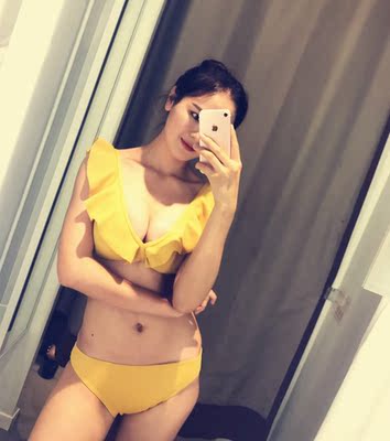 很漂亮,聚拢效果也不错,面料不是薄的,稍微有点厚,很有质感,很性感!非常新颖的比基尼,出游不撞衫。下水没有掉色 很漂亮,聚拢效果也不错,面料不是薄的,稍微有点厚,很有质感,很性感!非常新颖的比基尼,出游不撞衫。下水没有掉色