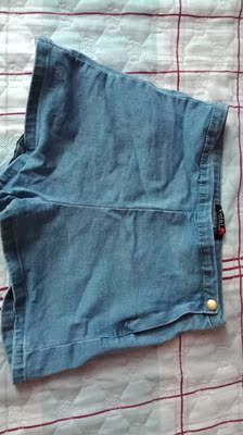 裤子不穿着舒服,不是很挤,自己很喜欢的的,可以穿着百搭款,很不不错的,耐思了,就这样吧!喜欢的的小姐姐们可以买哦! 裤子不穿着舒服,不是很挤,自己很喜欢的的,可以穿着百搭款,很不不错的,耐思了,就这样吧!喜欢的的小姐姐们可以买哦!