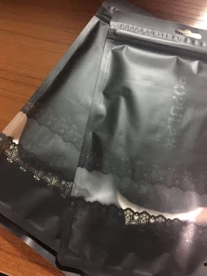 宝贝收到了，物流很快，包裹包装的很严实，很性感，质量蛮好的做工精细。