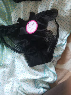 整体很满意，，唯一不足的就是最后一天不是我选的款式，，但也可以，，