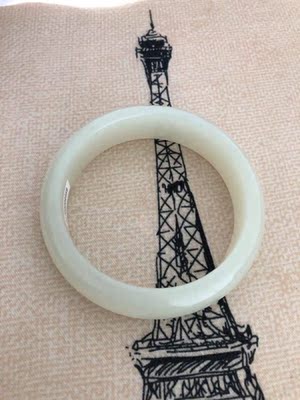 大家谈谈碧玉尊的玉怎么样,他家的玉假不假,实体店在哪里