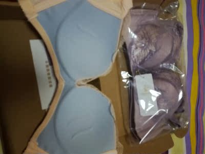 大小合适，厚薄适中，面料也不错，值得购买