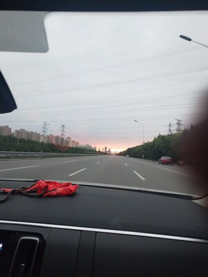 🐟🐟🐟还蛮舒服,副乳收的一般但是我没多少副乳。颜色挺漂亮,适合结婚,我挺喜欢。随便配图。 🐟🐟🐟还蛮舒服,副乳收的一般但是我没多少副乳。颜色挺漂亮,适合结婚,我挺喜欢。随便配图。