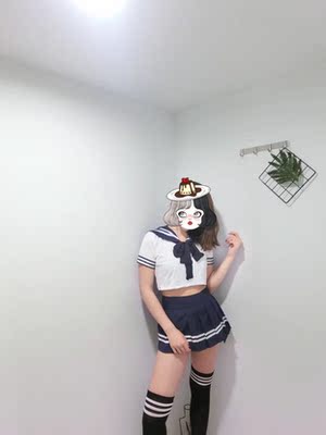 料子软软的 不会很硬 穿着很舒服 特意问了一下快递不会有特殊字眼吧 结果收到快递真的保密性很好 可以放心购买啦