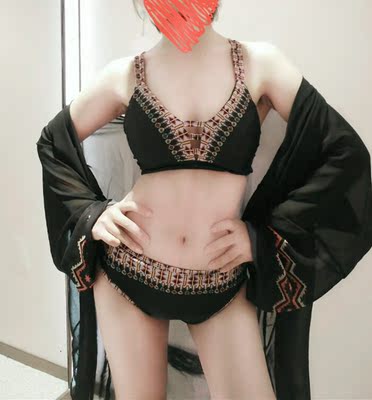 聚胸效果不错。很性感哦 不压胸 很舒适   .