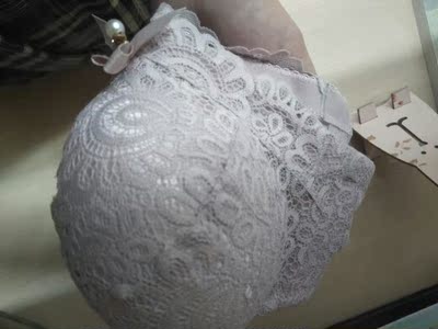 em...还不错吧，也不知道该怎样评价。物流慢噢，不过我猜想应该是下大雨的缘故，所以快递变得很慢。我30号买的，过了有五天吧才到，舍友买的比我晚跟我一起到的，扎心了。