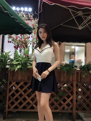 好好看喜欢,小性感,可是对象让我穿了个小裹胸,不过也是很漂亮的,非常满意的一次购物,以后还会在这家买的 好好看喜欢,小性感,可是对象让我穿了个小裹胸,不过也是很漂亮的,非常满意的一次购物,以后还会在这家买的