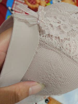 宝贝早就收到了，和图片描述基本一致。大小合适，质量一般，就是下面有点小炸线，还有，感觉这种布料会起球，😨希望下次检查之后再发货。