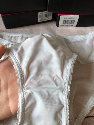 尺寸还是很准的，内衣材质纯棉透气，之前给老公买的平角裤质量也很好是木代尔的