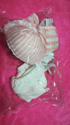 衣服很好呀,包装很少女心,摸着料子滑滑的,好评 衣服很好呀,包装很少女心,摸着料子滑滑的,好评