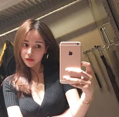 宝贝很好看   穿着很舒服  很合身，很喜欢的一款宝贝