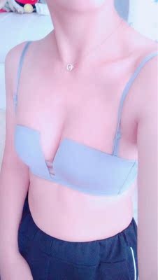 收到了，衬托效果好，穿戴后感觉胸部大小合适，不是常规无带海绵胸衣超厚、略大的感觉，所以非常满意。内衣不厚，，做工很精致，面料也很舒服，夏天穿也不会闷热，一.点没色差尺码刚好合身，比较显胸又不露，完美，以前买的穿，上都会跑杯，这次买的特别好!完全不会跑杯，也不透，面料薄薄的很透气，而且一点都不觉得勒，很舒服。值得购买。推荐给大家