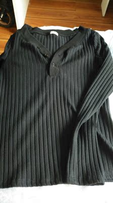 物美价廉,质量真的不错,很修身,款式也特别,打算再入手一件 物美价廉,质量真的不错,很修身,款式也特别,打算再入手一件