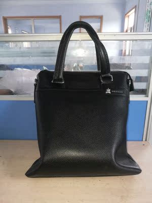 目前看来稻草人男包怎么样,三个月使用彻底后悔了,内幕曝光