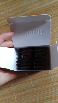 在他家买保健品很多次了，这个素颜丸是看潘粤明老师和很多大号都在推荐，所以买来试，这是买的第二盒了，第一盒吃着睡眠有明显感觉，好入睡，没那么惊醒了，我是一天吃一次，一次两颗，晚饭后吃，早饭后两颗葡萄籽。推荐吃半年，会坚持半年看看的！