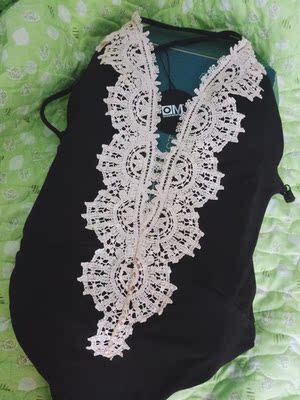 泳衣神速收到了，设计的特别显身材的，我身高165.体重108斤，属于下身微胖类型，给想买的姐妹们做个参考，泳衣显腿长，款式超级喜欢，过两天去玩水在补图，非常满意的一次购物，客服态度也好