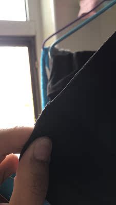 做工跟差，边上处理的不细致，挂的肉疼