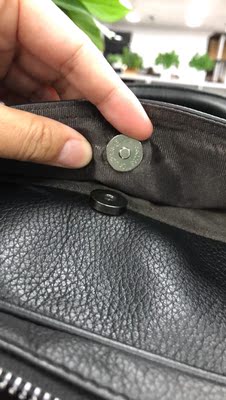 大家谈谈卡其斯克男包怎么样,质量差不差呢，亲身使用经历曝光