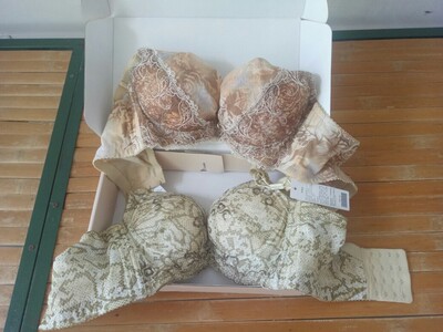 质量不错，穿着舒服，尺码标准，物流很快，好评！