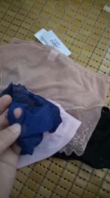 收后一直没空理，前天拆出来洗了，今天发现有件裤头的线已掉破了，是发过来时有问题还是我洗的方式不对有质量问题