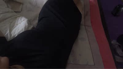 超级显瘦，就是有点短，质量哇哇滴好