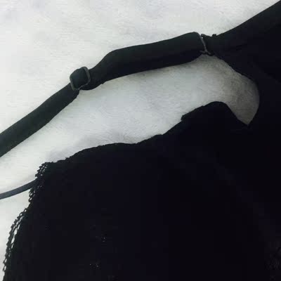 肩带可调节、聚拢效果可以、喜欢 肩带可调节、聚拢效果可以、喜欢