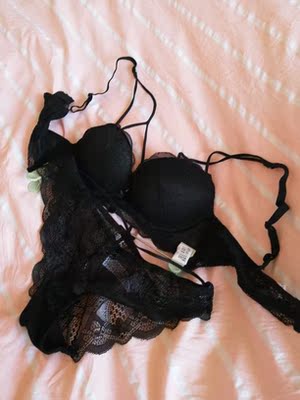 样式很好看,缺点是聚拢效果不好,空杯,硬板板的。会哈更会哈更会哈更会哈更会哈更会哈更好 样式很好看,缺点是聚拢效果不好,空杯,硬板板的。会哈更会哈更会哈更会哈更会哈更会哈更好