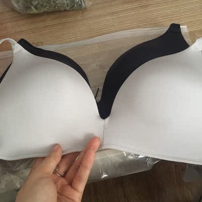 此用户没有填写评价。 此用户没有填写评价。